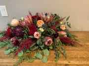 Gazebo-or-Inside-Display-Table-Decor